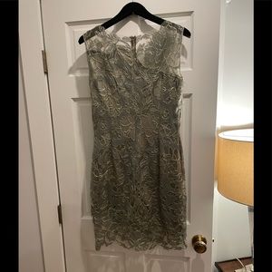 Tadashi Shoji Cocktail Dress - elegant, classy, flattering!